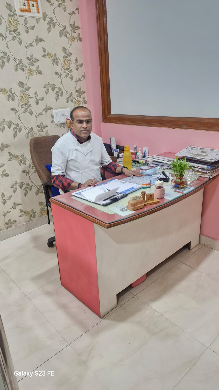 Dr. Amit Gupta